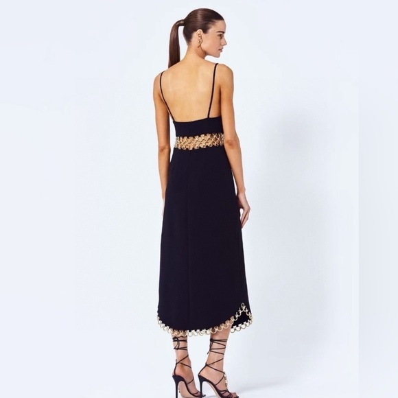 Alexis Tale Dress - Picture 2 of 6